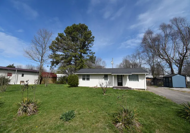 Homes for sale in Stanford, KY | 231 Scott Ln, Stanford, KY 40484 | MLS# 26005496
