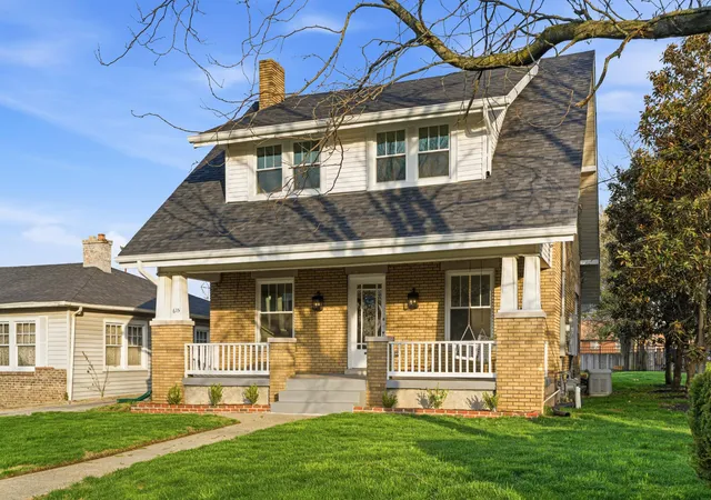 Photo 2 of Single family home for sale at 615 Bellaire Ave, Lexington, KY 40508 | MLS# 26005663 | Listing updated on 2026-07-29