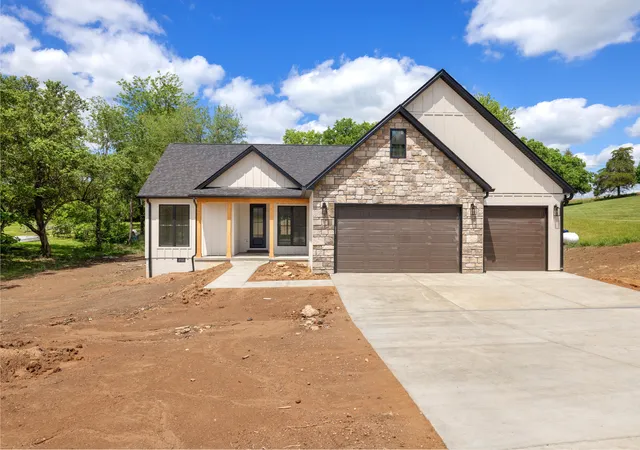 Homes for sale in Richmond, KY | 146 Virginia Dr, Richmond, KY 40475 | MLS# 26009570
