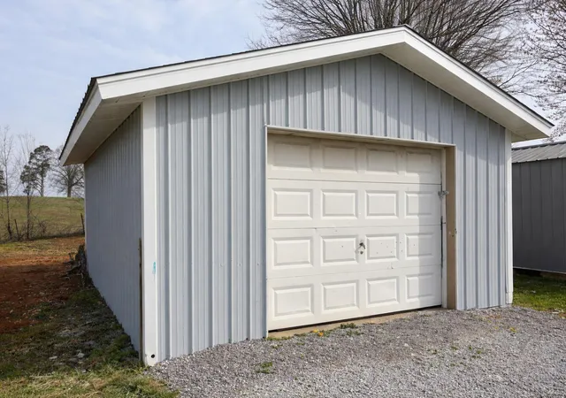 Homes for sale in Bronston, KY | 207 Rolling Cliff Dr, Bronston, KY 42518 | MLS# 26005515