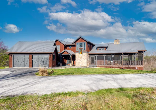 Photo 3 of Sale Pending at 1166 Sandstone Point Trl, Monticello, KY 42633 | MLS# 26006647 | Listing updated on 2026-10-02
