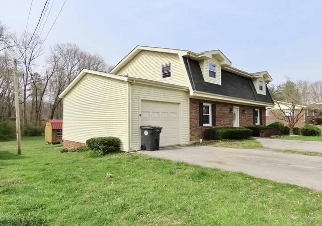 Homes for sale in Corbin, KY | 538 Oaklawn Cir, Corbin, KY 40701 | MLS# 26005447