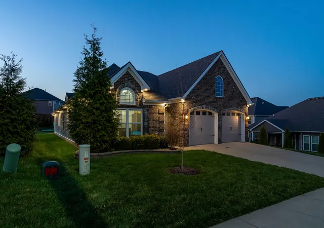 3rd image of 204 Blackthorn Dr, Nicholasville, KY 40356 | MLS# 26005876