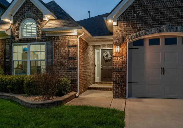 4th image of 204 Blackthorn Dr, Nicholasville, KY 40356 | MLS# 26005876