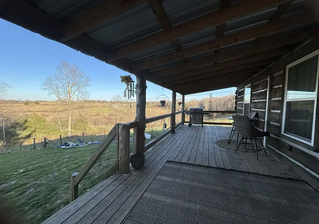 Homes for sale in East Bernstadt, KY | 617 Hensley Rd, East Bernstadt, KY 40729 | MLS# 26005570
