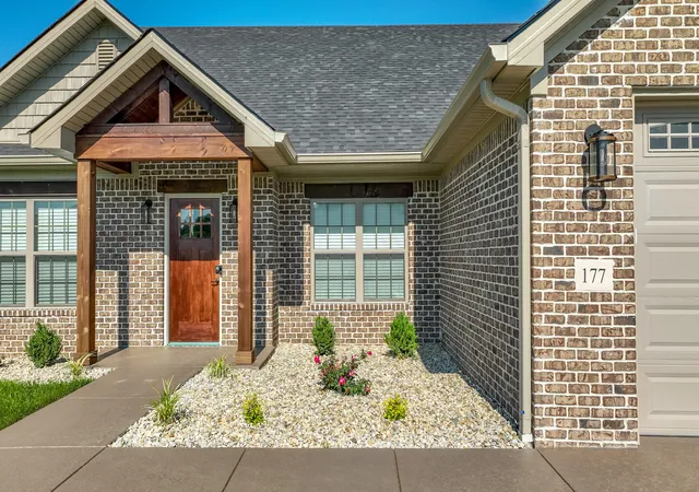 Photo 3 of Single family home for sale at 177 Central Park Ave, Berea, KY 40403 | MLS# 26005656 | Listing updated on 2026-07-27