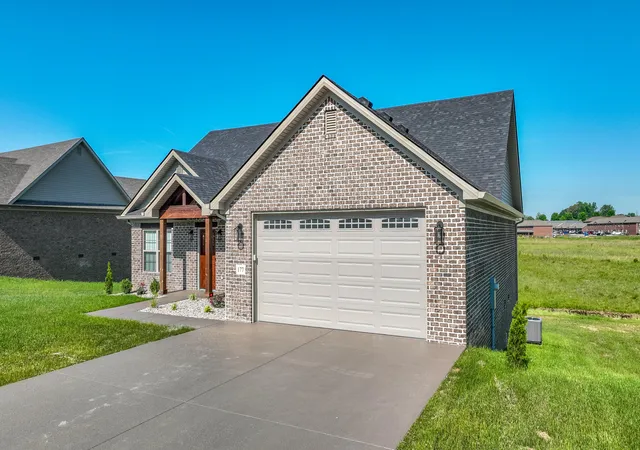 Photo 4 of Single family home for sale at 177 Central Park Ave, Berea, KY 40403 | MLS# 26005656 | Listing updated on 2026-07-27
