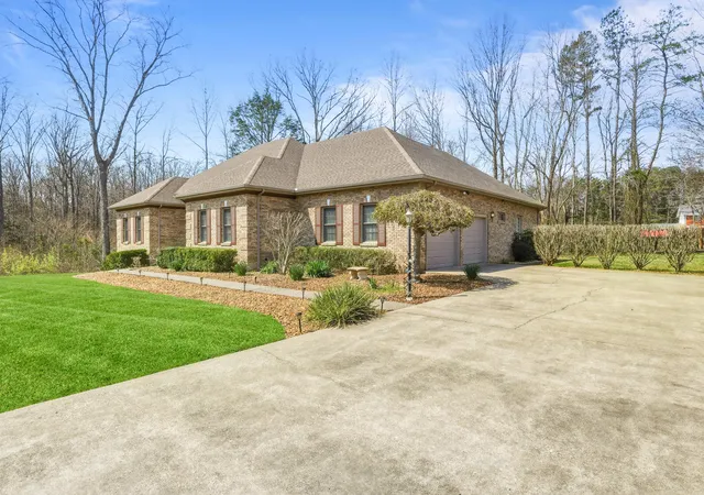 Homes for sale in Corbin, KY | 286 Ponderosa Trl, Corbin, KY 40701 | MLS# 26005827