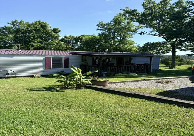 Homes for sale in Cynthiana, KY | 4693 Robinson Union Rd, Cynthiana, KY 41031 | MLS# 26005743