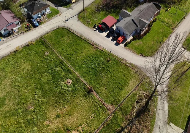 Homes for sale in Irvine, KY | 429 N Madison Ave #LOTS 9-14, Irvine, KY 40336 | MLS# 26006479