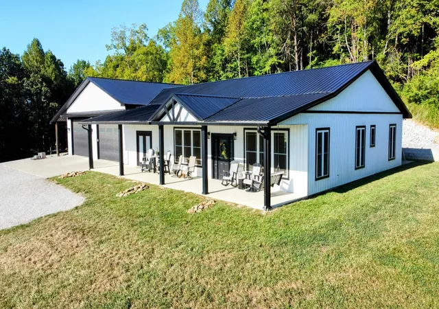 Homes for sale in Corbin, KY | 1057 Hwy 90, Corbin, KY 40701 | MLS# 26005837