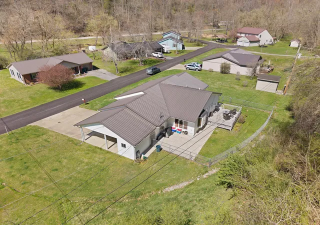 5th image of 91 Maplewood Vlg, Banner, KY 41603 | MLS# 26006051