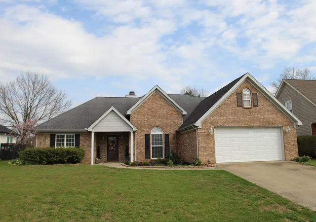 1st image of 1027 Devane Ln, Frankfort, KY 40601 | MLS# 26006127