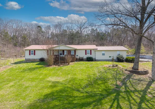 Homes for sale in Burnside, KY | 545 Lewis Bray Rd, Burnside, KY 42519 | MLS# 26006130