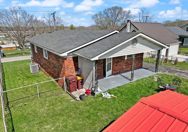 101st image of 203 Speedway Dr, Somerset, KY 42503 | MLS# 26006154