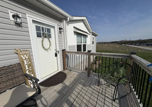 Homes for sale in East Bernstadt, KY | 346 Turkey Loop, East Bernstadt, KY 40729 | MLS# 26006158