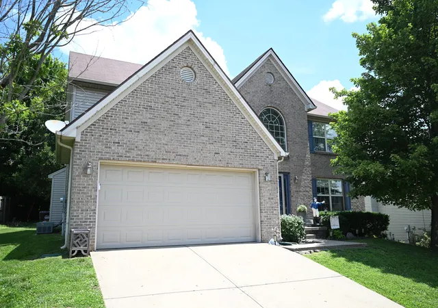 Homes for sale in Paris, KY | 212 Hickory Ridge Ln, Paris, KY 40361 | MLS# 26006346