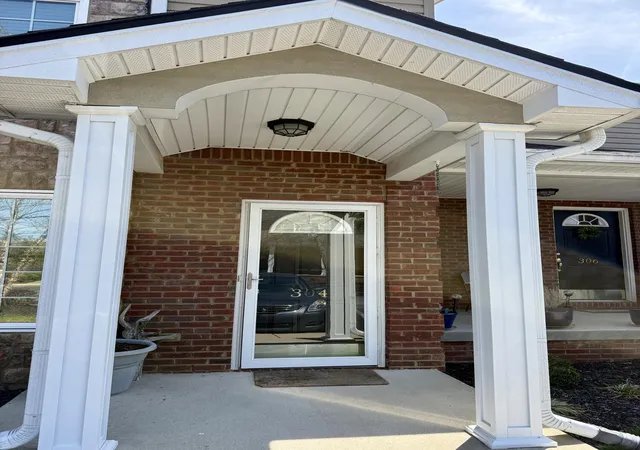 1st image of 112 Leonardwood Dr #304, Frankfort, KY 40601 | MLS# 26006377