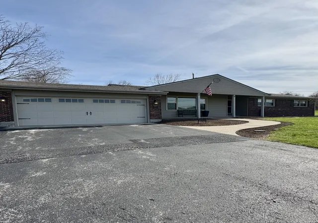2nd image of 1538 Groggins Ferry Rd, Nicholasville, KY 40356 | MLS# 26006443