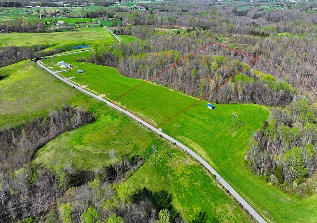 3rd image of 3136 Parks Ridge Rd, Russell Springs, KY 42642 | MLS# 26006398