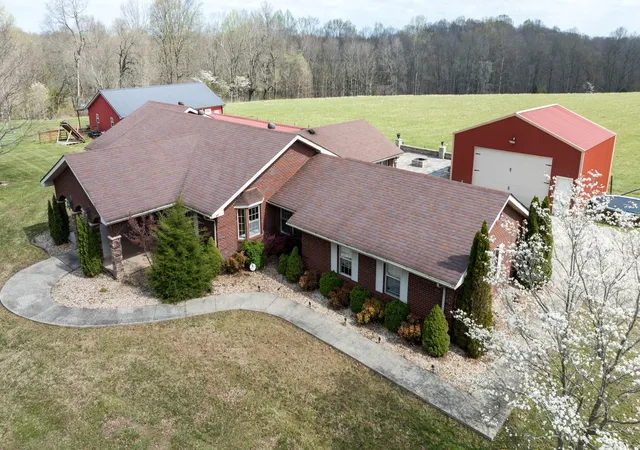 1st image of 77 Deerfield Ln, Dunnville, KY 42528 | MLS# 26006660