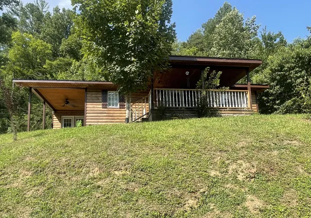 Photo 1 of Single family home for sale at 912 S Ky 3438, Cannon, KY 40923 | MLS# 26006456 | Listing updated on 2026-09-10
