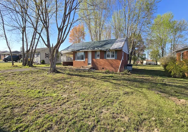 Homes for sale in Mayfield, KY | 236 State Hwy 1276, Mayfield, KY 42066 | MLS# 26006428