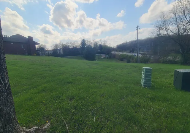 Photo 4 of Land for sale at Tract 1-a Foxley Ln, Frankfort, KY 40601 | MLS# 26006668 | Listing updated on 2026-04-02