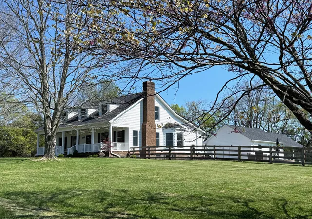 Photo 1 of Single family home for sale at 2447 Hall Rd, Nicholasville, KY 40356 | MLS# 26006438 | Listing updated on 2026-05-06