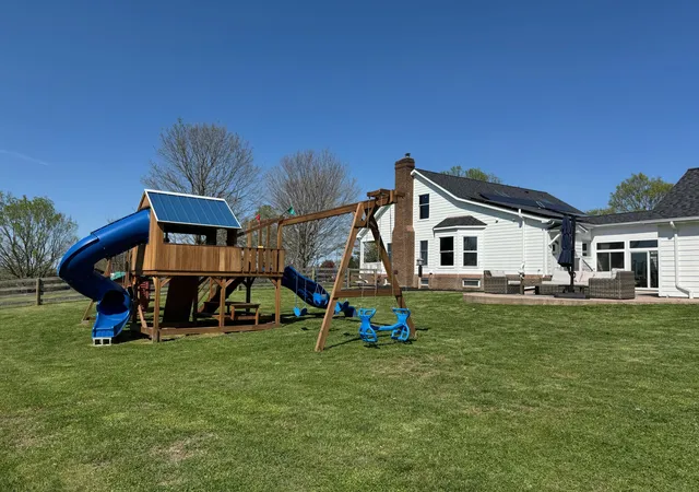 Photo 3 of Single family home for sale at 2447 Hall Rd, Nicholasville, KY 40356 | MLS# 26006438 | Listing updated on 2026-05-06