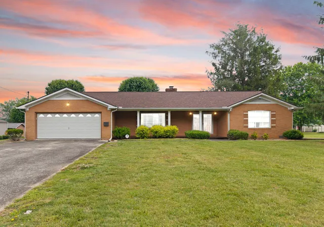 Homes for sale in Monticello, KY | 268 Duncan St, Monticello, KY 42633 | MLS# 26006942