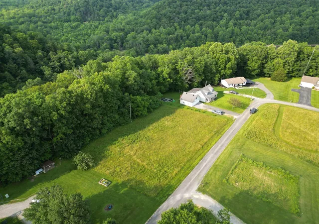 Photo 4 of Land for sale at Lot 19 Aarons Ln #Lot 19, Russell Springs, KY 42642 | MLS# 26006551 | Listing updated on 2026-10-09