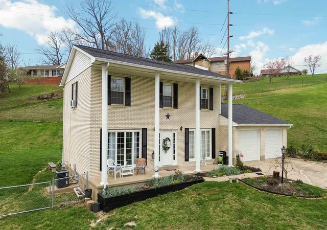 2nd image of 144 Canary Cir, Corbin, KY 40701 | MLS# 26006746