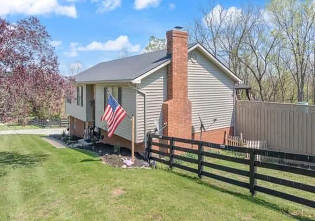 3rd image of 112 Bear Run Rd, Richmond, KY 40475 | MLS# 26006571