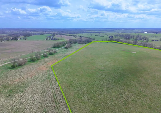 18th image of 2978 Peacock, Paris, KY 40361 | MLS# 26006629
