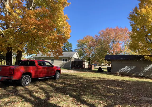 Photo 3 of Single family home for sale at 1731 Gordon Hl Pike, Corbin, KY 40701 | MLS# 26009444 | Listing updated on 2026-10-08