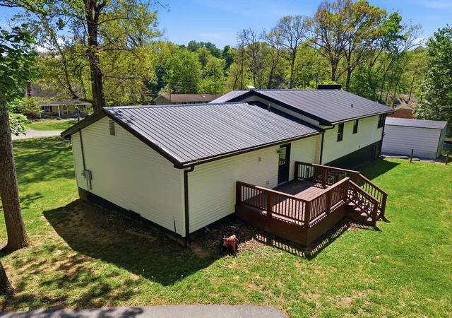 Homes for sale in Lancaster, KY | 597 Herrington Haven Rd, Lancaster, KY 40444 | MLS# 26006623