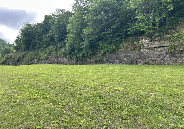 Photo 1 of Land for sale at 00 Hwy 421 Richmond Rd, Manchester, KY 40962 | MLS# 26006622 | Listing updated on 2026-06-11