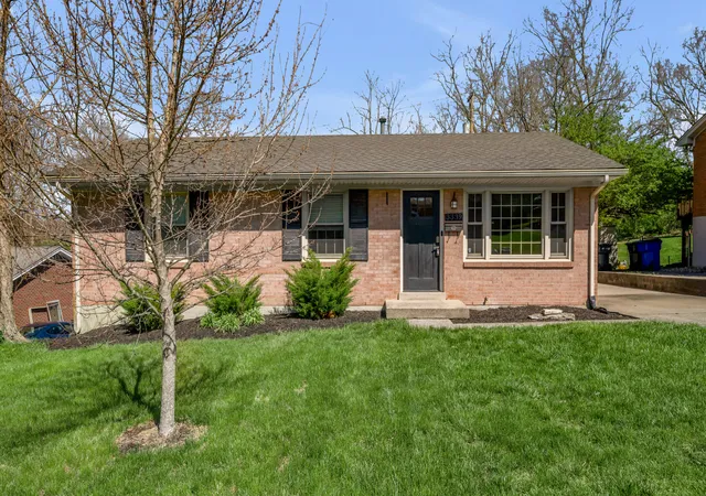 Photo 3 of Single family home for sale at 3339 Sutherland Dr, Lexington, KY 40517 | MLS# 26006625 | Listing updated on 2026-04-28