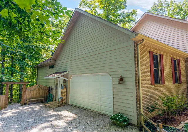 Homes for sale in Monticello, KY | 1560 Bell Phipps Rd, Monticello, KY 42633 | MLS# 26006654