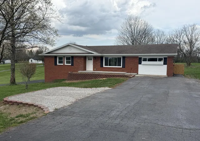 Homes for sale in Paris, KY | 1051 Bethlehem Rd, Paris, KY 40361 | MLS# 26006781