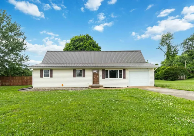 Homes for sale in Somerset, KY | 5118 Beechwood Dr, Somerset, KY 42501 | MLS# 26006787