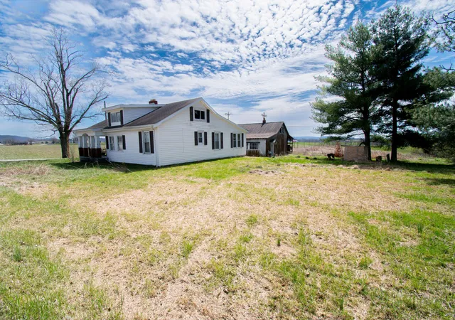 Homes for sale in Flemingsburg, KY | 3680 Wallingford Rd, Flemingsburg, KY 41041 | MLS# 26006807