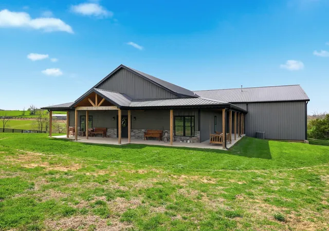 Photo 3 of Single family home for sale at 279 Dossett Ln, Harrodsburg, KY 40330 | MLS# 26006809 | Listing updated on 2026-04-03