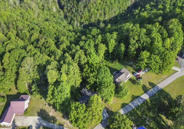 Homes for sale in Stearns, KY | 648 Murphy Ridge Rd, Stearns, KY 42647 | MLS# 26006834
