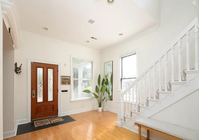 Photo 3 of Single family home for sale at 847 W High St, Lexington, KY 40508 | MLS# 26008510 | Listing updated on 2026-05-29