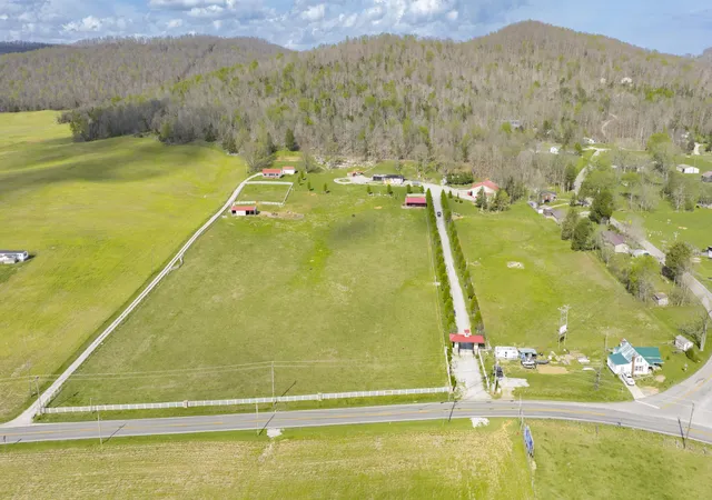 1st image of 2301 Kentucky 92, Monticello, KY 42633 | MLS# 26006967