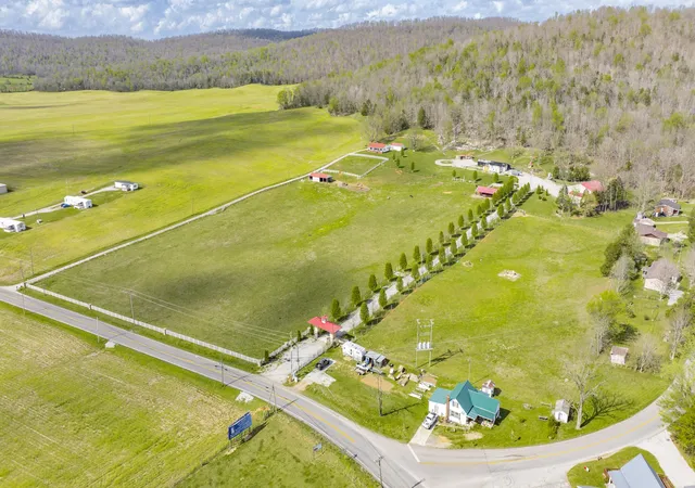 5th image of 2301 Kentucky 92, Monticello, KY 42633 | MLS# 26006967