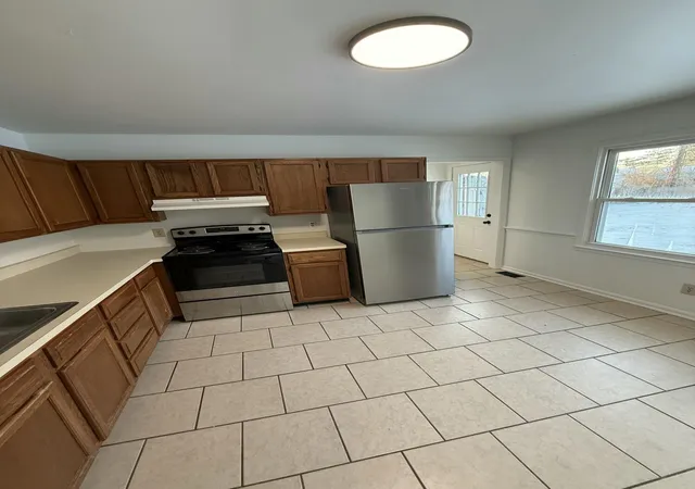 Photo 4 of House for sale at 200 Strawberry Ln, Nicholasville, KY 40356 | MLS# 26006898 | Listing updated on 2026-05-19