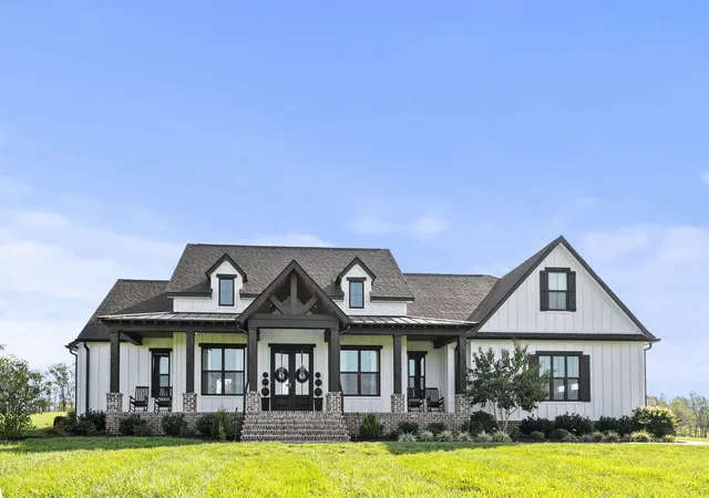 Homes for sale in Danville, KY | 1160 Dry Fork Rd, Danville, KY 40422 | MLS# 26006917